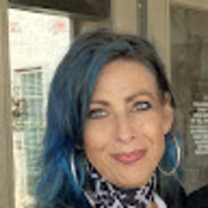 Meet your Posher, Lynn